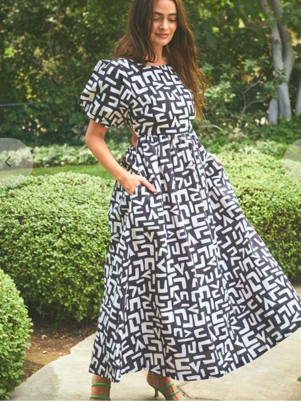 The Odells Allie dress-black multi. Size XL. EUC!